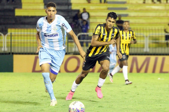 Campeonato Carioca - Macaé x Volta Redonda