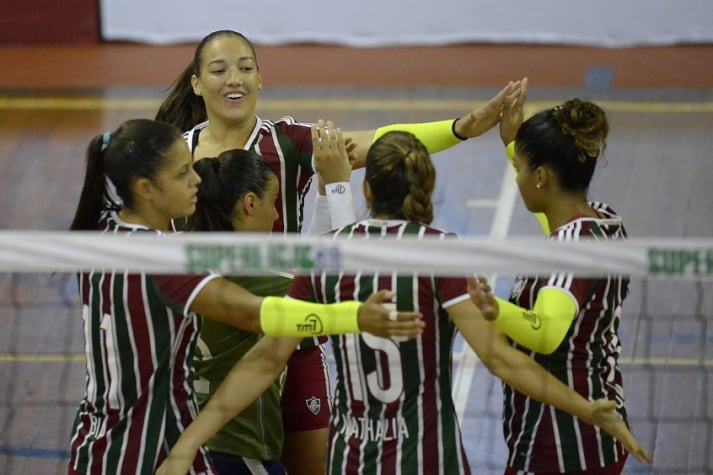 Fluminense comemora a classificação (Foto: Divulgação/Inovafoto/CBV)