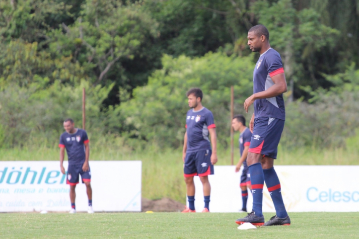 Rafael Donato durante treinamento do Joinville (Foto: Divulgação / Joinville)
