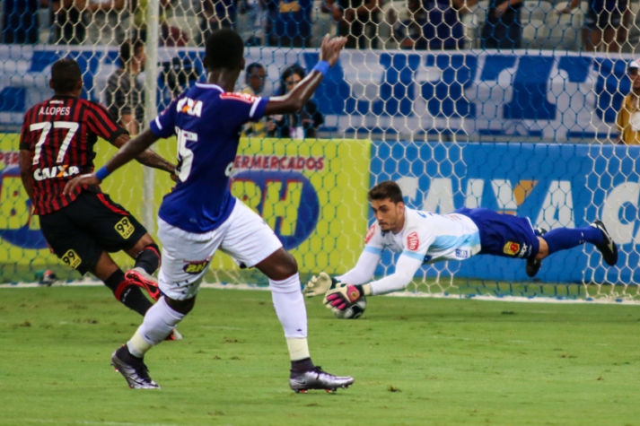CRUZEIRO X ATLÉTICO-PR (foto:Dudu Macedo/LANCE!Press)