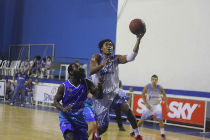 (Fotos: Raphael Bózeo / Macaé Basquete)