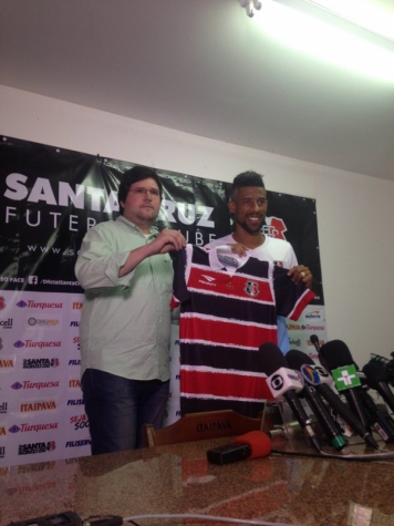 Leo Moura - Santa Cruz (Foto: Divulgação)
