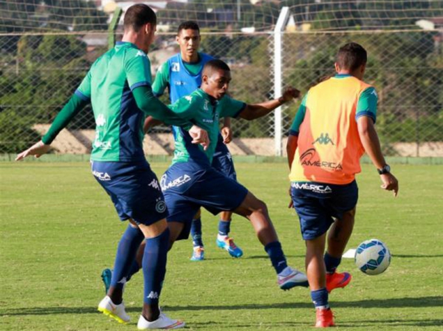 Treino Goias - Felipe Macedo (foto:Divulgação)