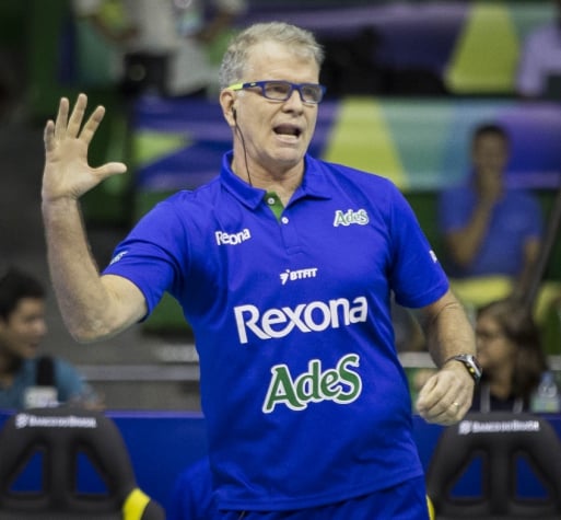 Bernardinho durante a final da Superliga