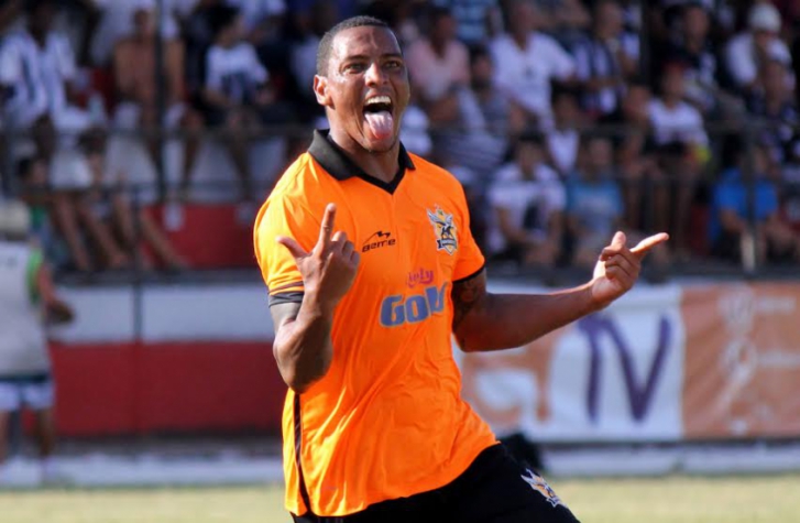 Adriano (Foto: Divulgação/NIFC/Bernardo Gleizer)
