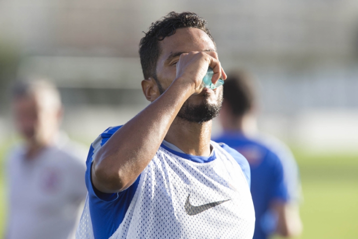 Mesmo após doping, Yago seguirá como titular do Corinthians (Foto: Daniel Augusto Jr)