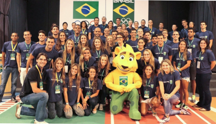 Atletas brasileiros posados