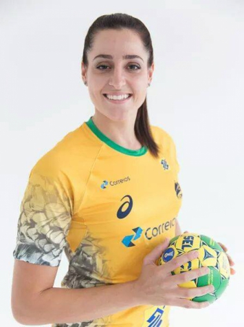 Duda Amorim, eleita Melhor Jogadora de Handebol do Mundo em 2014 / Foto: página da atleta