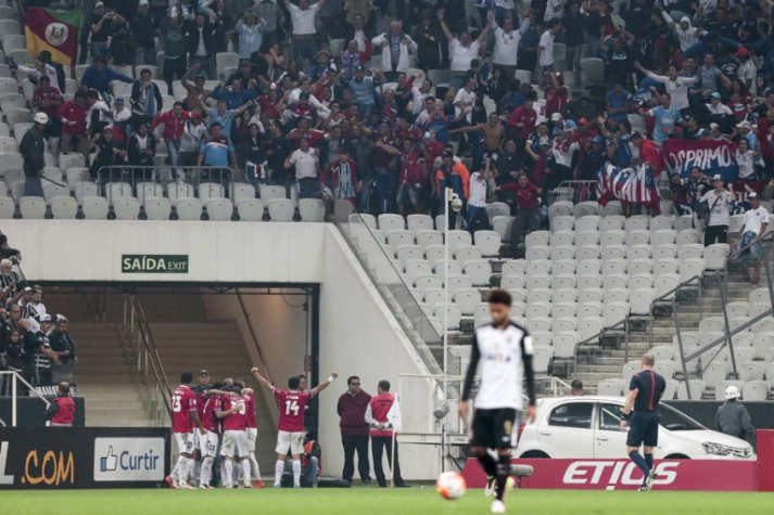 Libertadores - Corinthians x Nacional URU (Foto:Ale Cabral/LANCE!Press)