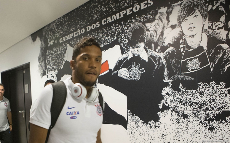 Zagueiro Yago foi flagrado no doping no Paulistão (Foto: Daniel Augusto Jr)