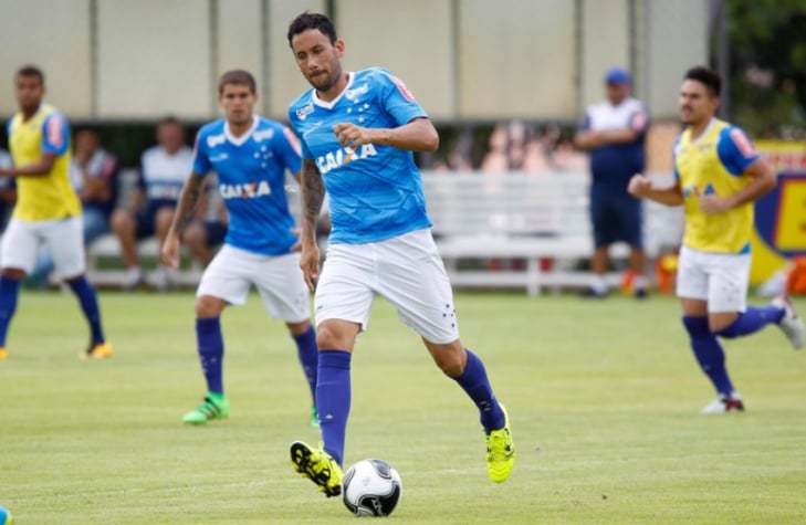 Ariel Cabral - Cruzeiro