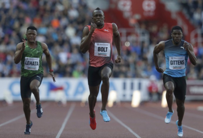 Usain Bolt fez 9s98 na prova dos 100m em Ostrava (Foto: Reuters/David W Cerny)