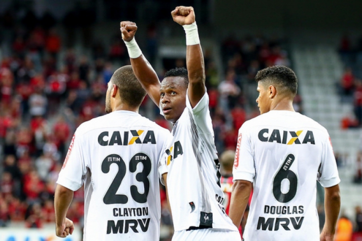 Cazares, em partida do Atlético-MG
