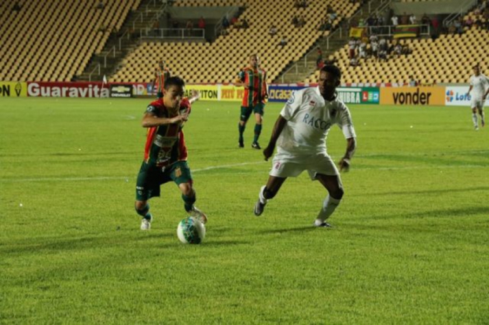 Sampaio Corrêa x Paraná