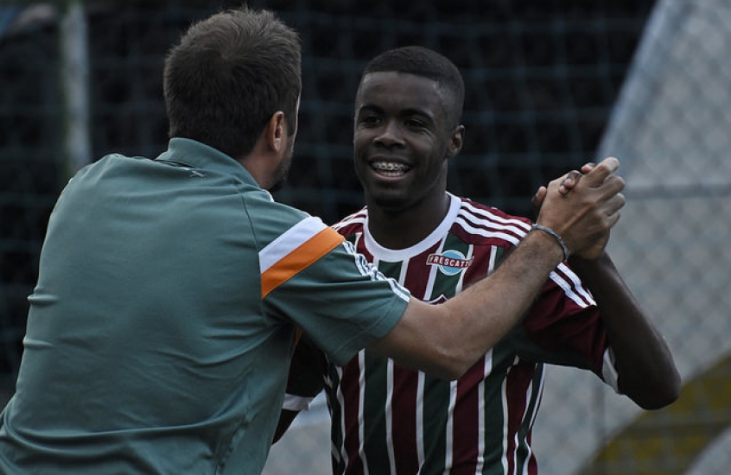 Matheus Alessandro comemora gol pelo Fluminense (Foto: Mailson Santana/FFC)