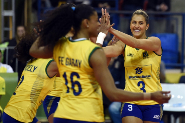 A Seleção Brasileira venceu o primeiro amistoso realizado nessa temporada, contra as dominicanas (Foto: Gaspar Nobrega/Inovafoto)