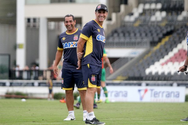 Jorginho e Zinho durante treino do Vasco