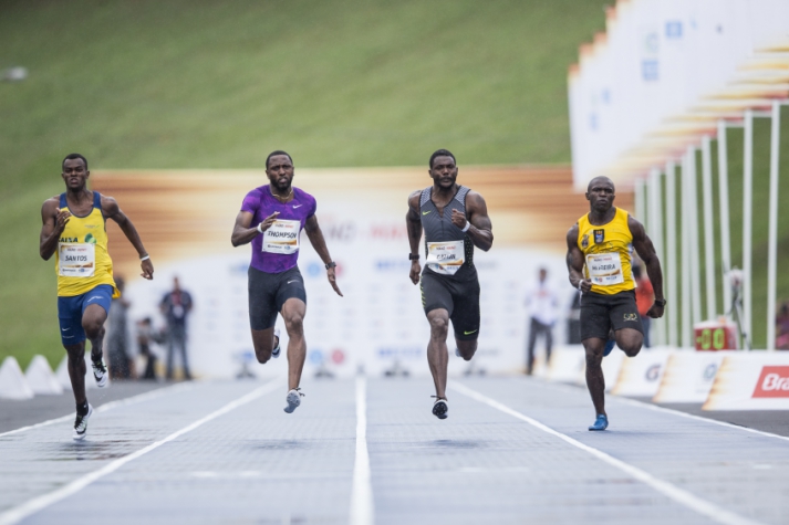 Justin Gatlin foi o mais rápido na prova dos 100m do Desafio Mano a Mano (Foto: Divulgação)