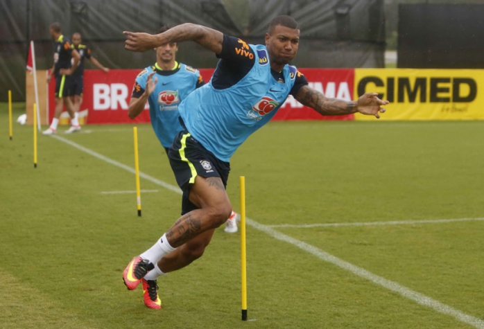 Walace Grêmio Seleção