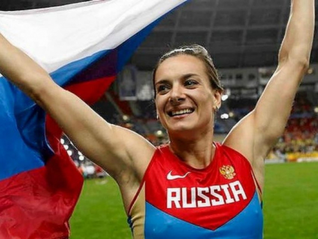 Yelena Isinbayeva (bronze no salto com vara)