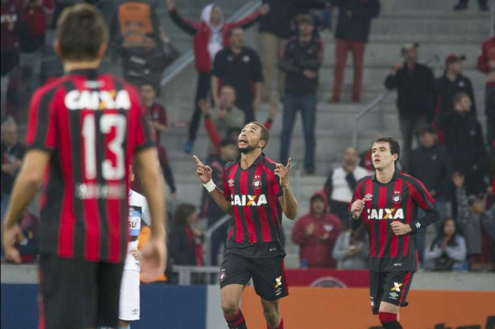 Atlético-PR x Grêmio