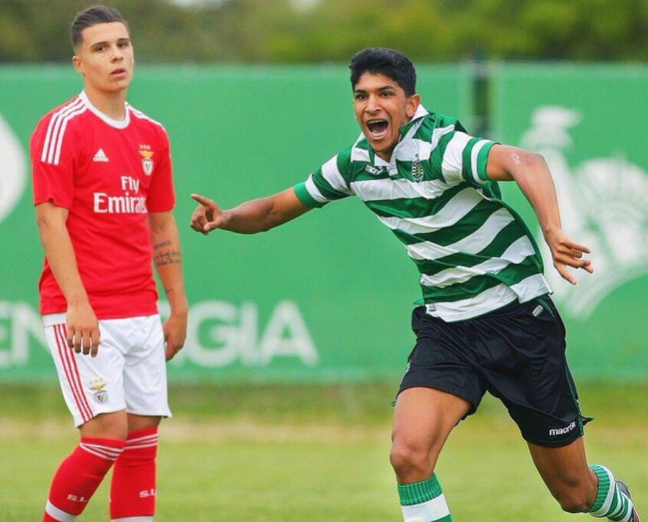 Gabriel Pajé comemora gol pelo Sporting (Foto: Divulgação / Sporting)