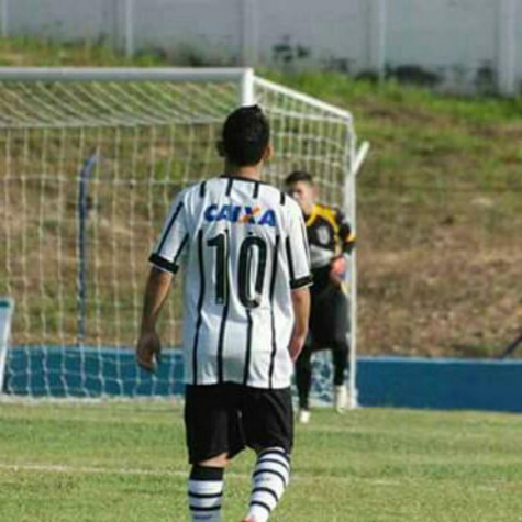 Pivô de escândalo, Alyson faz acordo e voltará a jogar pelo Corinthians