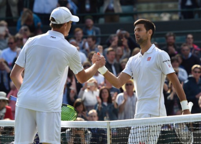 Novak Djokovic e Sam Querrey (Foto: AFP)