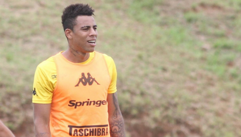 À caça de centroavante, Corinthians avalia 'Gustagol', goleador na Série B