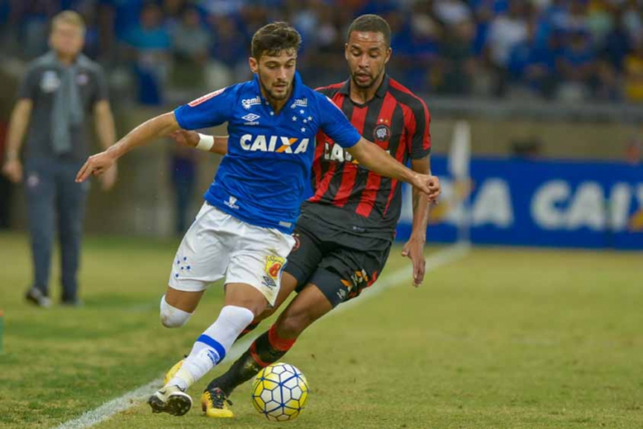 Cruzeiro x AtleticoPR (Foto:Daniel Oliveira / Fotoarena)