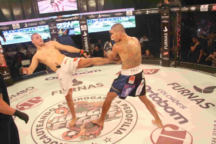 Jungle Fight 89: Quemuel Ottoni revela objetivo de cinturão em duas categorias da organização