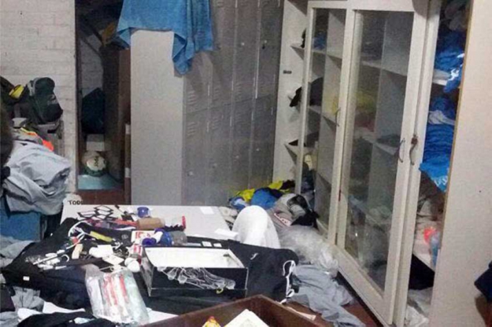 Roubo de fardamento gera R$ 30 mil em prejuízo.