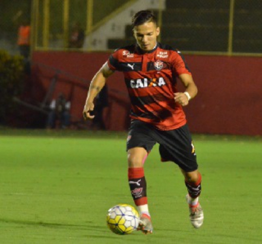 Euller durante jogo do Vitória na Série A do Brasileiro (Foto: Divulgação / EC Vitória)