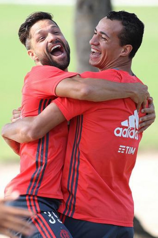 Diego e Damião mostraram sintonia em treinos (Gilvan de Souza / Flamengo)