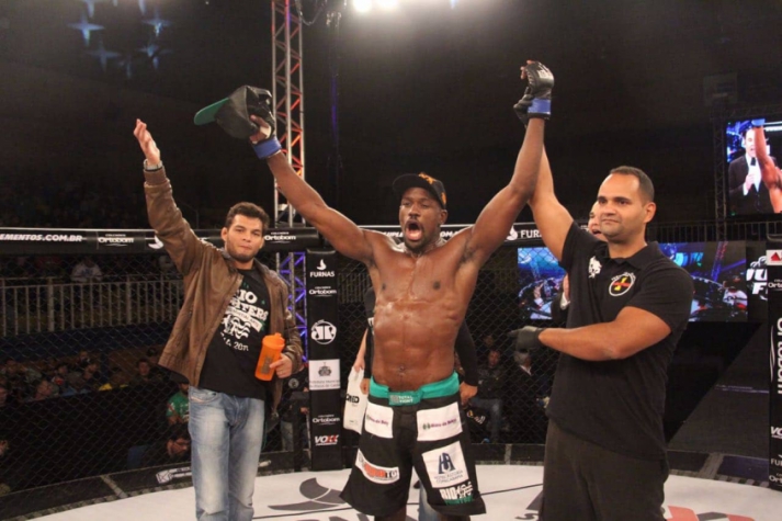 Promessa do MMA nacional, Adriano Capitulino assina com Titan FC e estreia em outubro