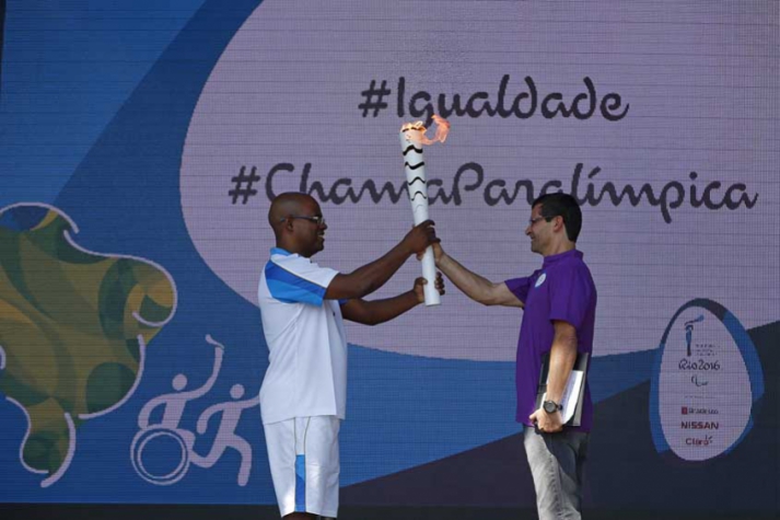Tocha paralímpica chega em Brasilia