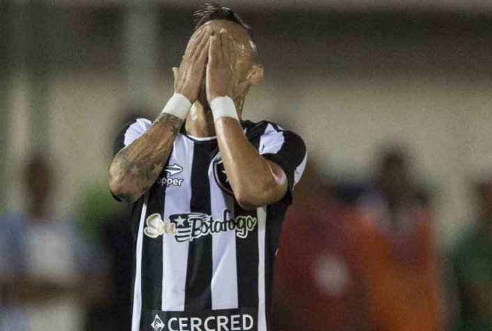 Botafogo x Santos (Foto:Armando Paiva/AGIF)