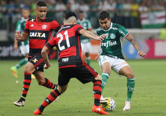 Fla e Palmeiras têm 1/3 da verba dos clubes para investir em jogadores