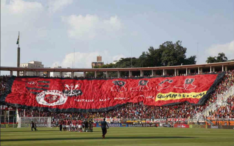Mobile - Torcida do Flamengo - Pacaembu
