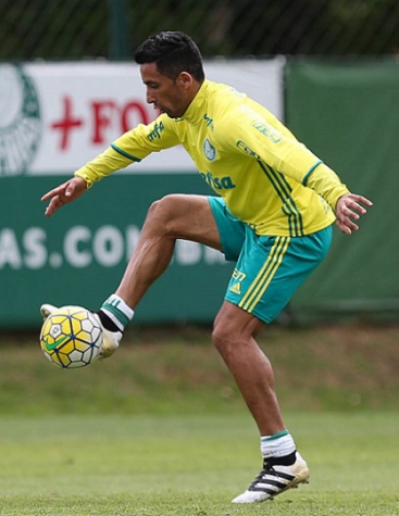 Lucas Barrios
