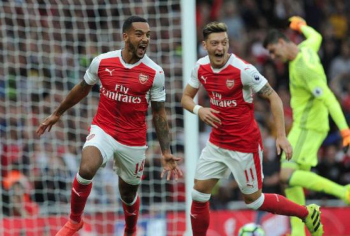 Arsenal x Chelsea - Gol Walcott