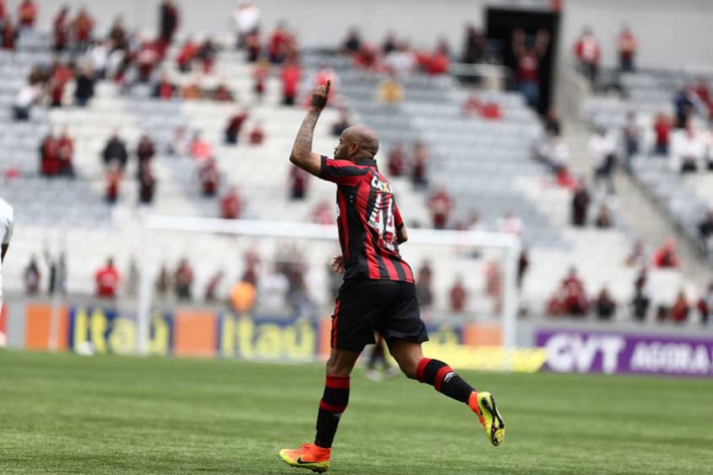 Atlético-PR x Ponte Preta
