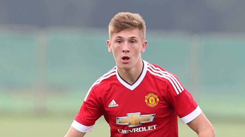 Indy Boonen é belga, tem 17 anos e joga no Manchester United