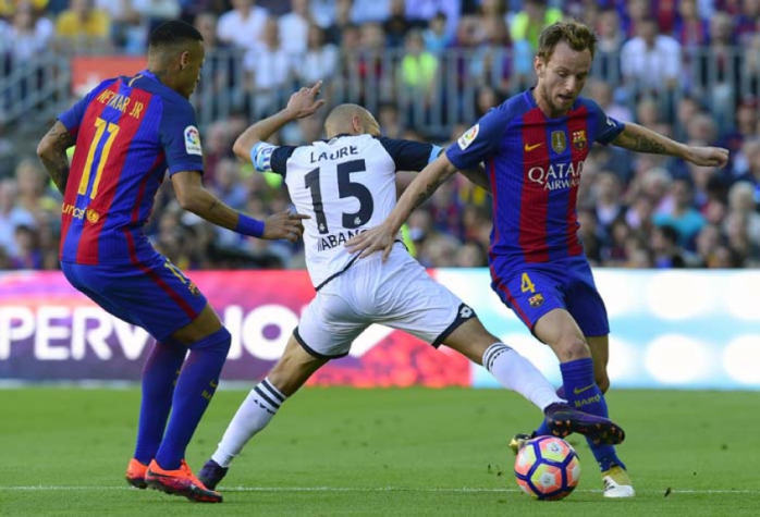 Barcelona x La Coruña - Neymar e Rakitic