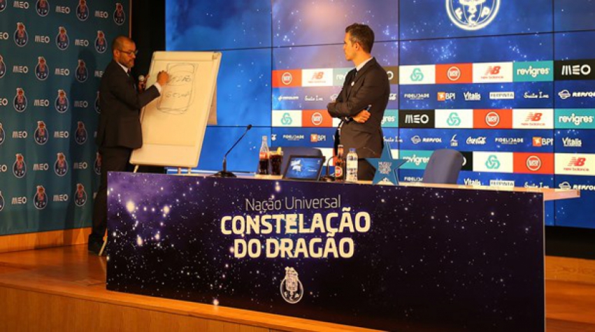Nuno EspÃrito Santo dá aula - Porto