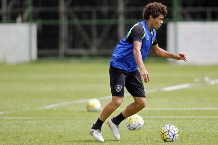 Treino Botafogo - Camilo