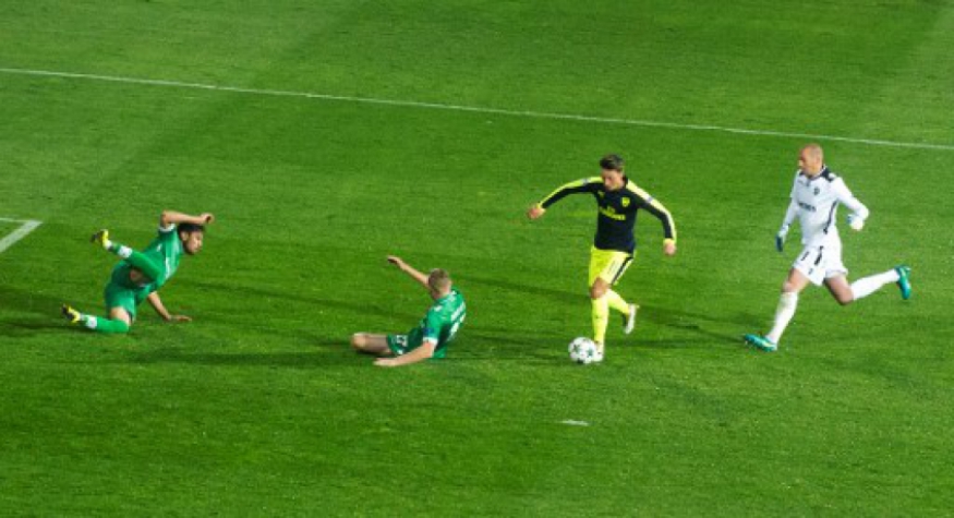 Özil - Ludogoret x Arsenal