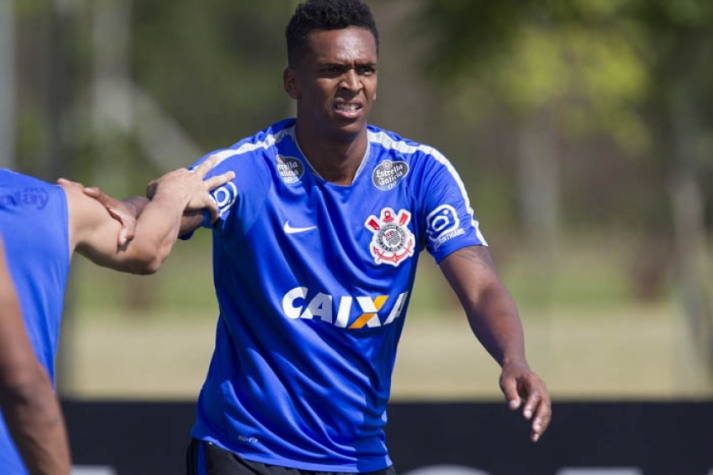 Jô, atacante do Corinthians