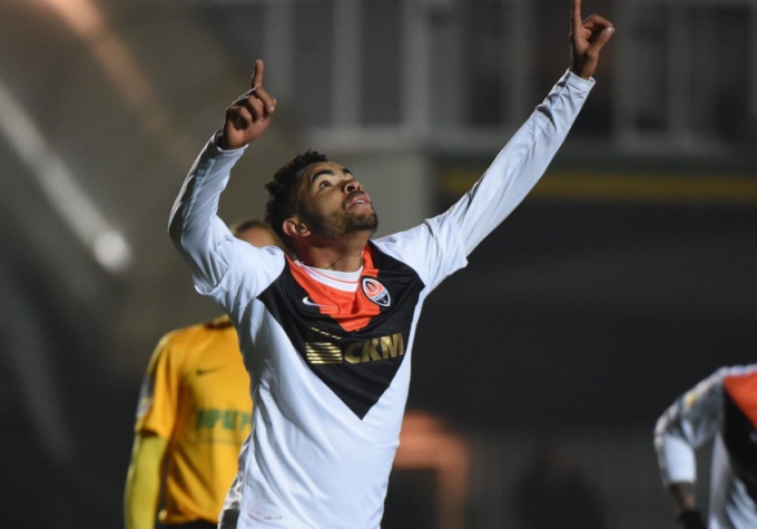 Dentinho, atacante do Shakhtar Donetsk (Foto: Divulgação)