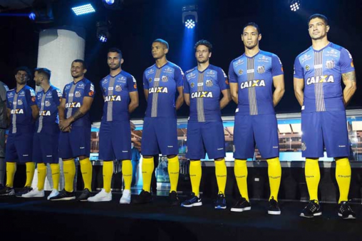 o terceiro uniforme do Santos